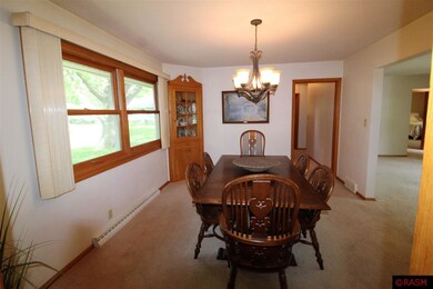 1512 Flandrau Ln, New Ulm, MN 56073 - photo 6