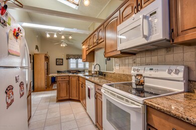 Kitchen22