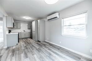 1034 Walling St unit A, Houston, TX 77009 - photo 4