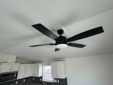 1490 E 6th St unit 7, Beaumont, CA 92223 - photo 6