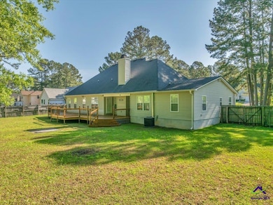 153 Montrose Dr, Macon, GA 31220 - photo 2