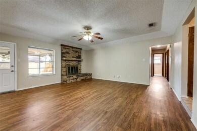 8229 Irish Dr, North Richland Hills, TX 76180 - photo 4