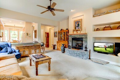 Living Room (4)