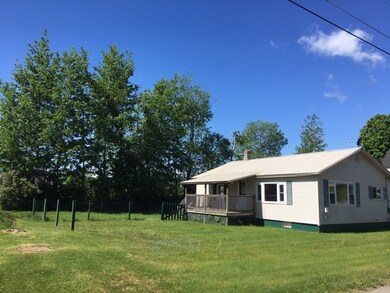 34 Edwards St, Colebrook, NH 03576 - photo 2