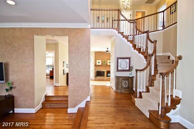 8121 Autumn Gate Ln, Bethesda, MD 20817 - photo 3