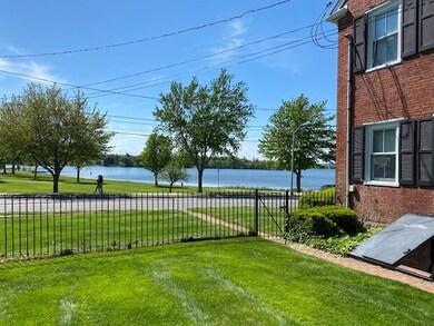 252 Main St unit 2, Wakefield, MA 01880 - photo 3