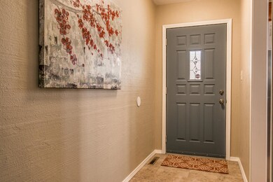 6541 Esther Ave NE, Albuquerque, NM 87109 - photo 2