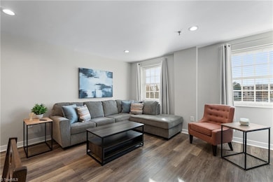 315 N Spruce St unit 304, Winston Salem, NC 27101 - photo 4