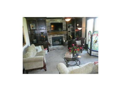 Hearth Room provided a relaxed, yet elegant feelin