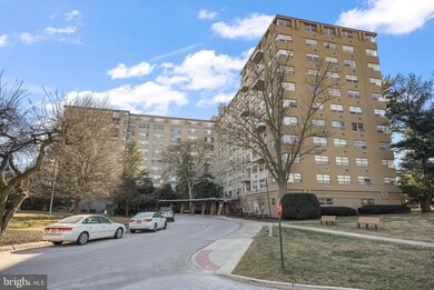 Radnor House unit 906, Bryn Mawr, PA 19010 - photo 2