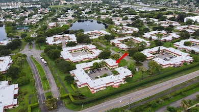 882 Worcester Ln unit A, Lake Worth, FL 33467 - photo 2