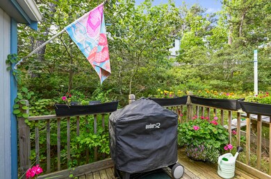 002-photo--7339407
