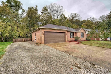 5610 Whippoorwill Dr, Evansville, IN 47712 - photo 2