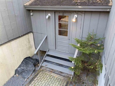 3 Stratton Rd W, Winhall, VT 05340 - photo 2