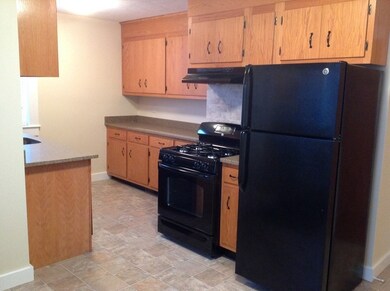 9 Norton St unit 2, North Weymouth, MA 02191 - photo 4