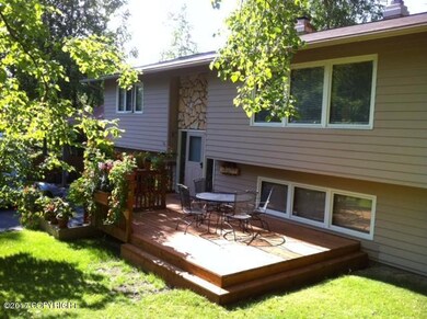 Summer Front yard