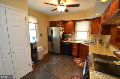 868 Harwood Rd, Harwood, MD 20776 - photo 5