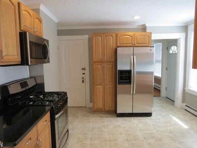 41 Winthrop St unit 41, Waltham, MA 02453 - photo 3