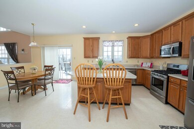 134 Connor Dr, Royersford, PA 19468 - photo 5