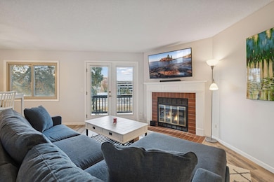 6982 Langford Ct unit 3, Edina, MN 55436 - photo 2