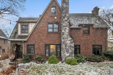 03-1826 N Grovedale Ave-Windowstill Real