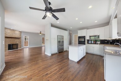 168 S Poplar Ave, Elmhurst, IL 60126 - photo 7