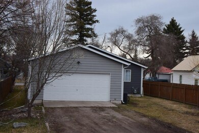 Over-sized 2-car garage