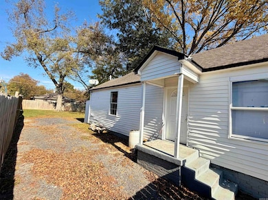 711 W 20th St, North Little Rock, AR 72114 - photo 4