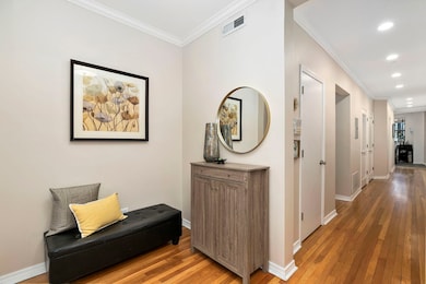 4429 N Beacon St unit 2, Chicago, IL 60640 - photo 3