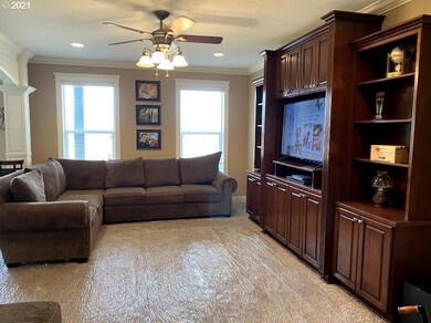 1241 37th Ave, Forest Grove, OR 97116 - photo 3