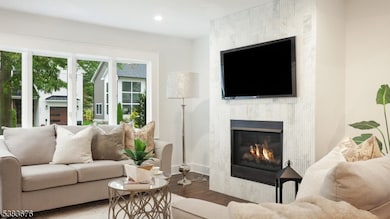 2314 Longfellow Ave, Scotch Plains, NJ 07076 - photo 5