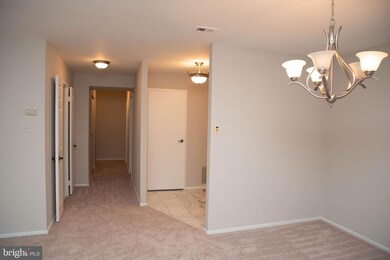 Treebrooke unit 202, Oakton, VA 22124 - photo 6