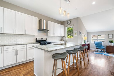 2139 N Kilbourn Ave, Chicago, IL 60639 - photo 7