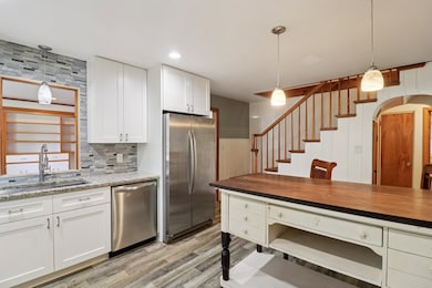 1514 N Freund Ave, McHenry, IL 60050 - photo 5