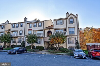 9262 Cardinal Forest Ln unit 101, Lorton, VA 22079 - photo 2