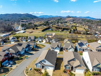 2 Regent Heights Rd, Fletcher, NC 28732 - photo 6