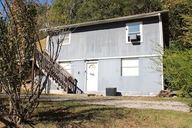 2032 Donahue Creek Rd, Pulaski, TN 38478 - photo 2