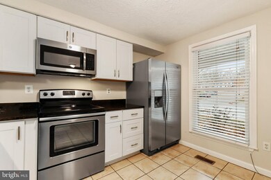 7528 Rain Flower Way, Columbia, MD 21046 - photo 4