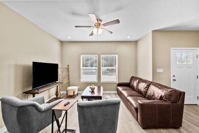 615 W Elm St, Denison, TX 75020 - photo 5