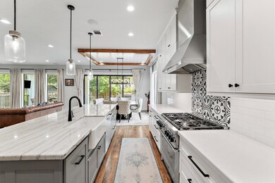 2010 Chippendale Rd, Houston, TX 77018 - photo 5