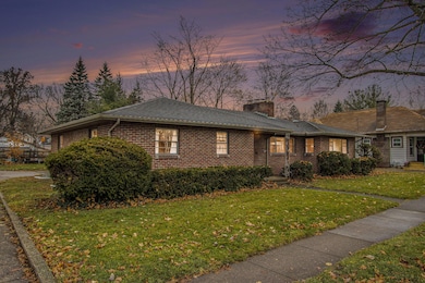 104 Mechanic St, Sturgis, MI 49091 - photo 2