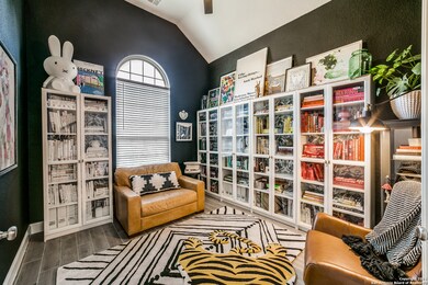 24825 Marcia View, San Antonio, TX 78261 - photo 5