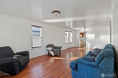 303 W Magnolia St, Centralia, WA 98531 - photo 4