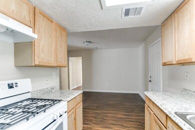 1443 Tarberry Rd, Houston, TX 77088 - photo 6