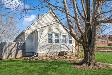 4001 7th St, Des Moines, IA 50313 - photo 3