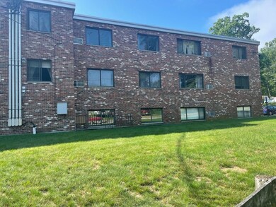 69 Milliken Ave unit 5, Franklin, MA 02038 - photo 3