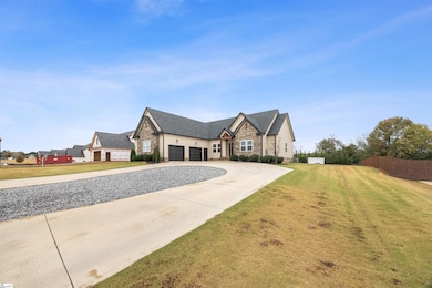 351 Terra Plains Dr, Greer, SC 29651 - photo 5