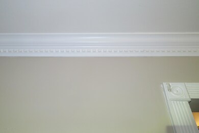 Dentil Crown Molding