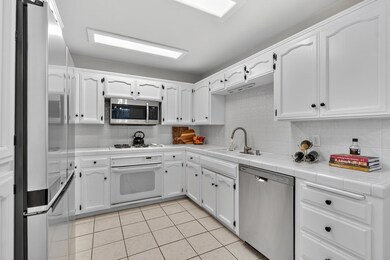 1542 E Alluvial Ave unit 107, Fresno, CA 93720 - photo 5