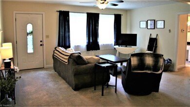 930 Sherwood Ave, Asheboro, NC 27205 - photo 3